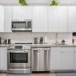 Swj Btm G, 1 And 2 - Save On 2Day+ Stays_6Br Triplex