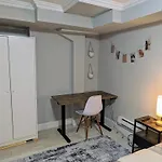 Private Room At A Shared Apartment At The Heart Of East Village