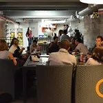 Q4 Hotel And Hostel