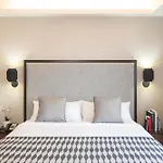 Leon Hotel Les