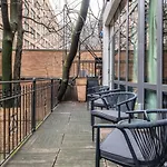 Waverly Lane By Rove Travel 3 Bedroom Chelsea Apt
