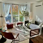 Bright+Lovely Home /Beautiful Street