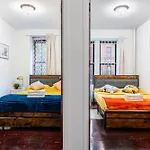 Charming 2-Bedroom Haven In Manhattan