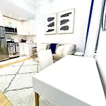 62-2B Renovated 1Br Located In Prime Upper East Side