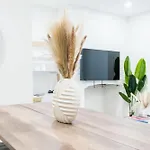 180-2 Brand New 2Br 1Bath East Village