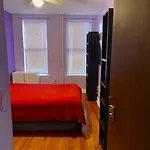 Large Room For 2 People Near Manhattan