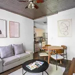 Amazing 2Bedroom 1Bath Apartment On Barrow Street