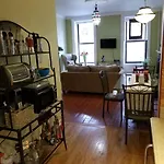 Spacious Fully Furnished Harlem Apartment Near Morningside Park