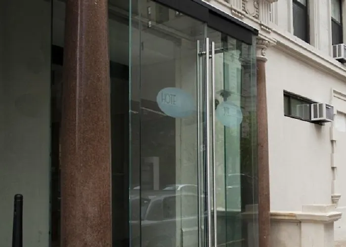 Hotel 99