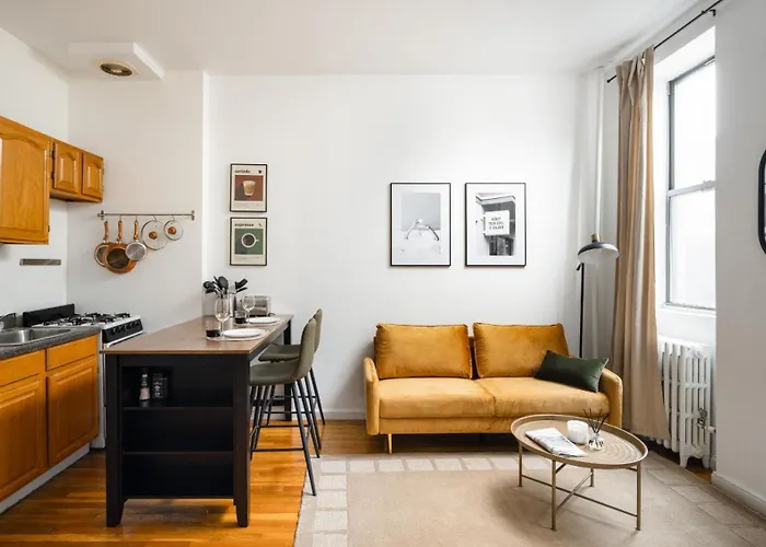 Cozy Classic Park Slope 1Bd, Nr Prospect Park