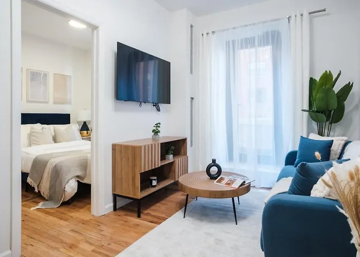 74-4A 2Br2Ba In Uws W&D Gym In Building