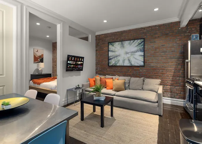 Explore Nyc! Cozy 2Br In Prime Location
