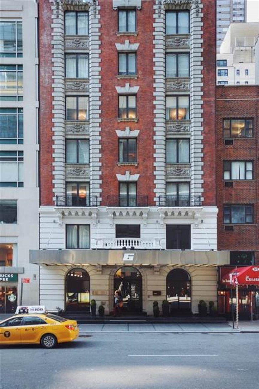 6 Columbus Park New York