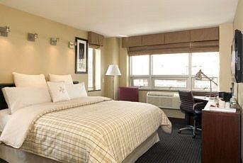 Four Points By Sheraton Manhattan Soho Village Hotel 3*