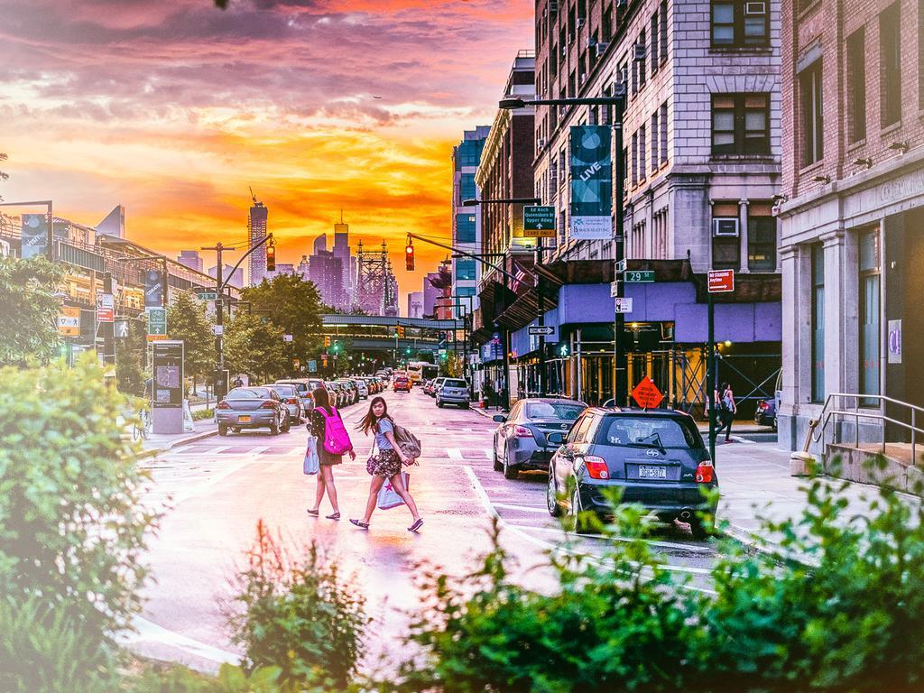 Hostel Q4 And New York