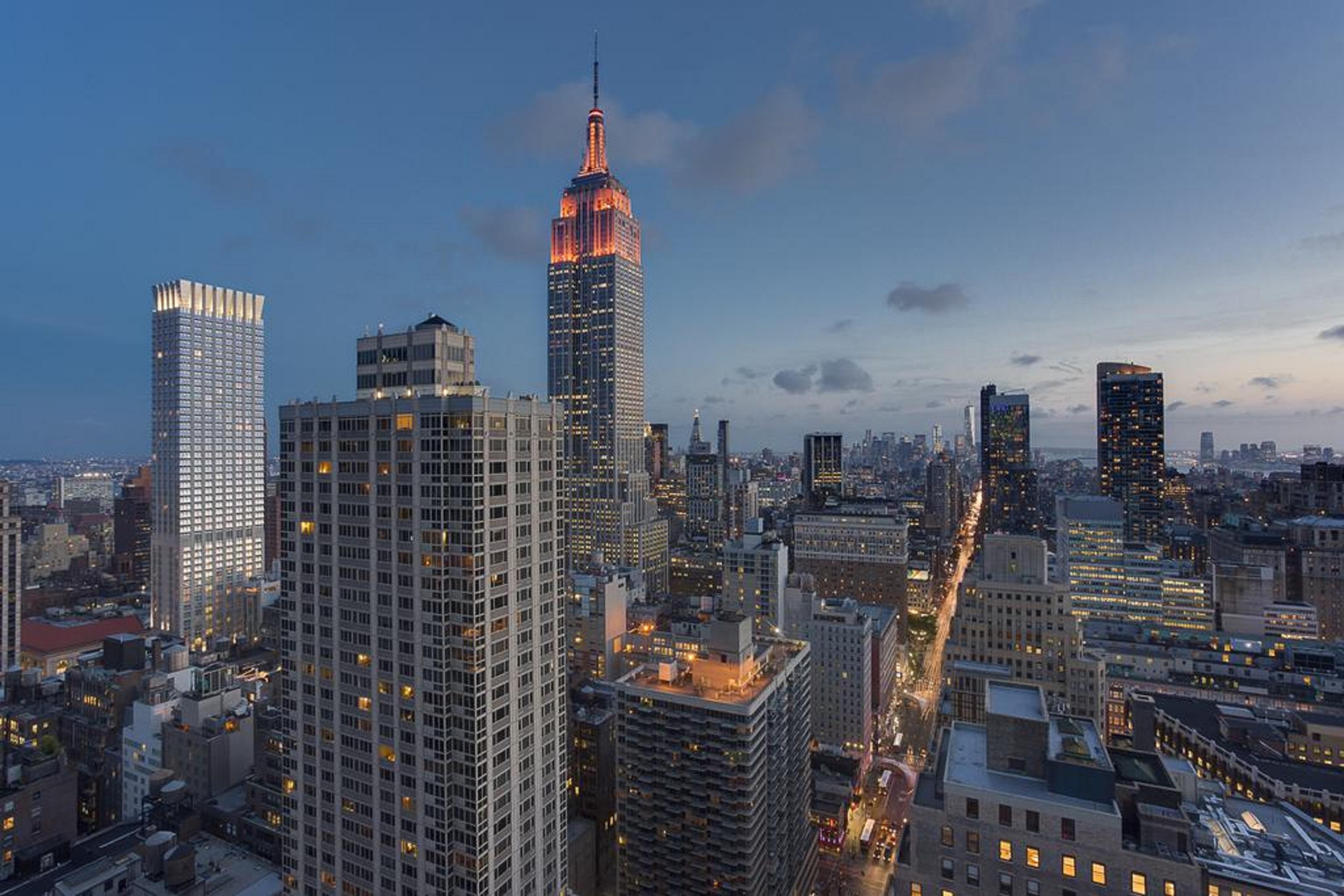Courtyard Manhattan/times Square 3*