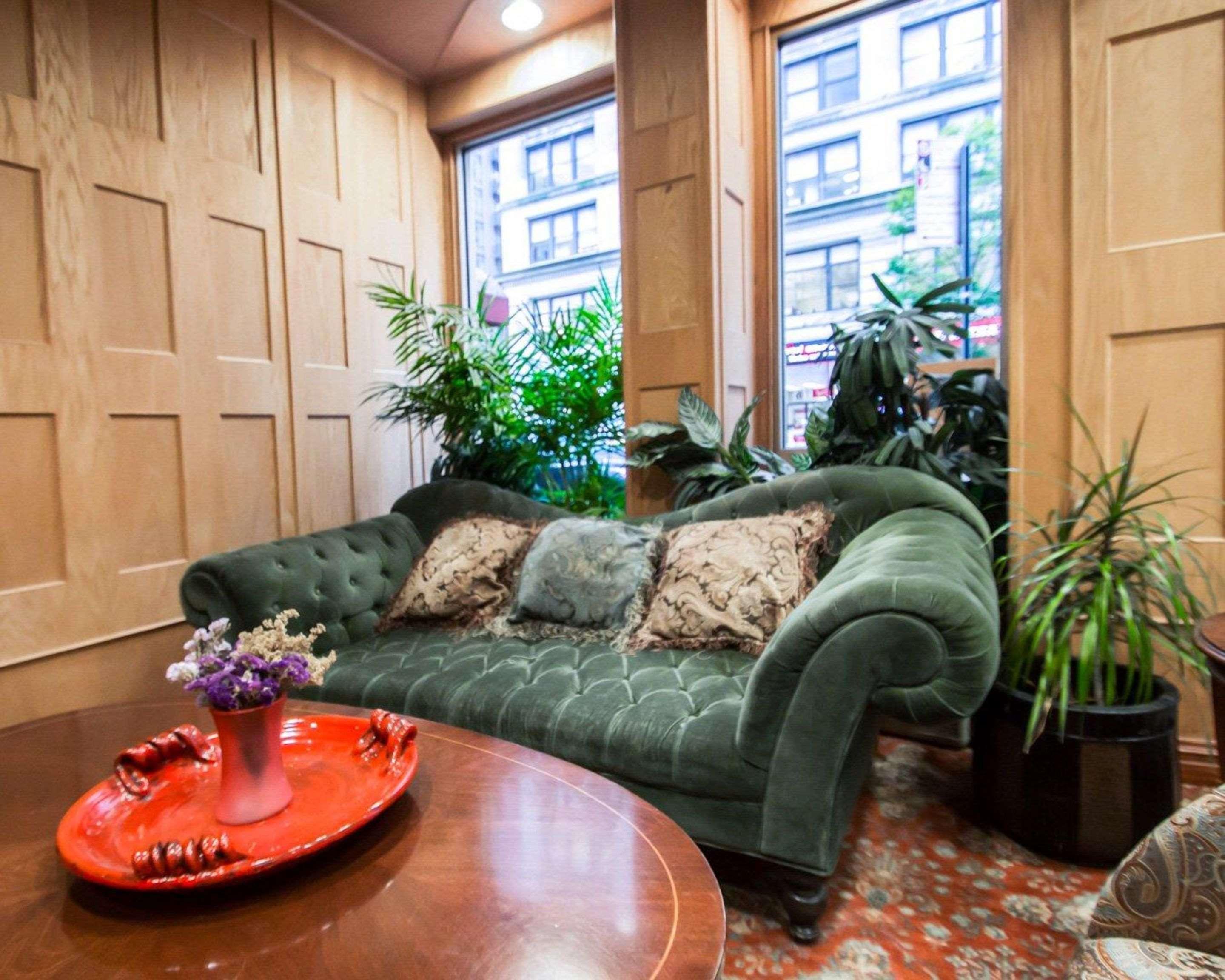 Clarion Park Avenue 2*