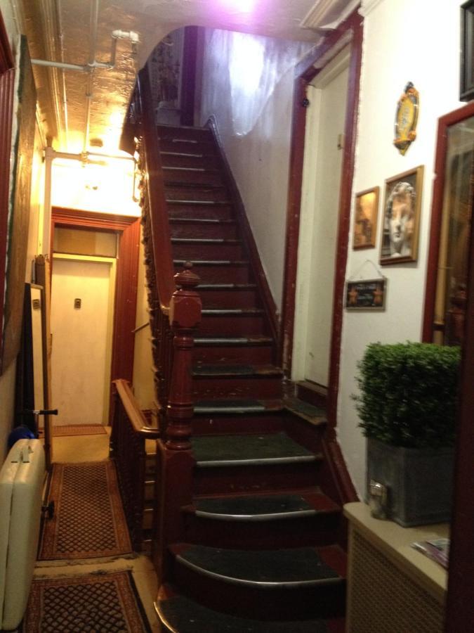 Guest house Private In Manhattan *