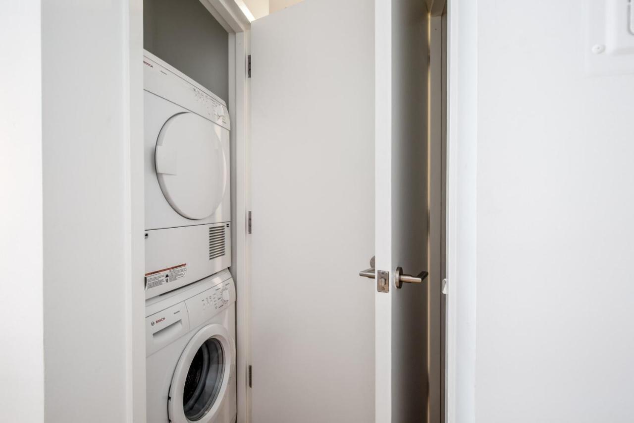 Chelsea 1br W Balcony Gym Doorman Nyc-162