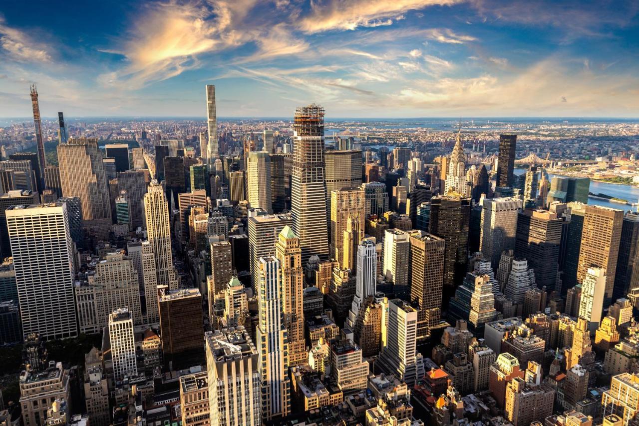 Even - Midtown East By Ihg Hotel 4*