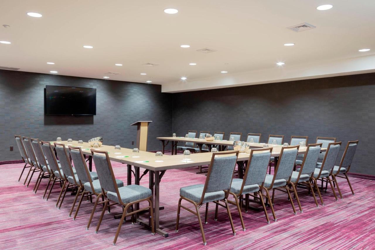 Hotel Courtyard By Marriott Queens/fresh Meadows 3*