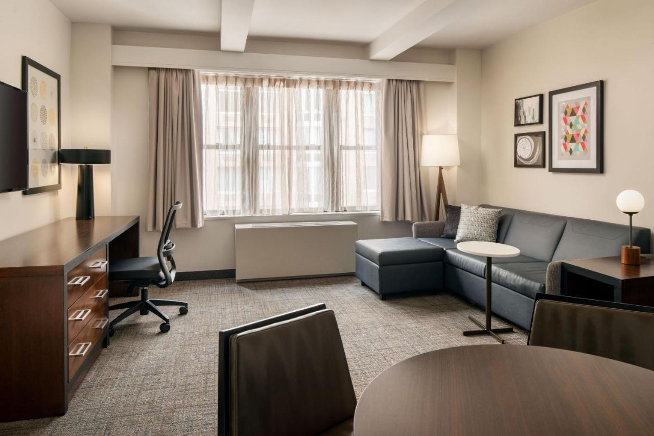 By Marriott Manhattan/ Midtown Eastside Hotel New York