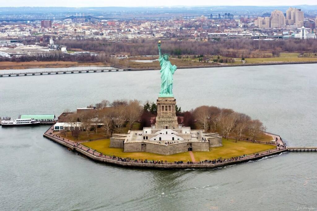 Apartment Swj Btm G, 1 And 2 - Save On 2day+ Stays_6br Triplex New York