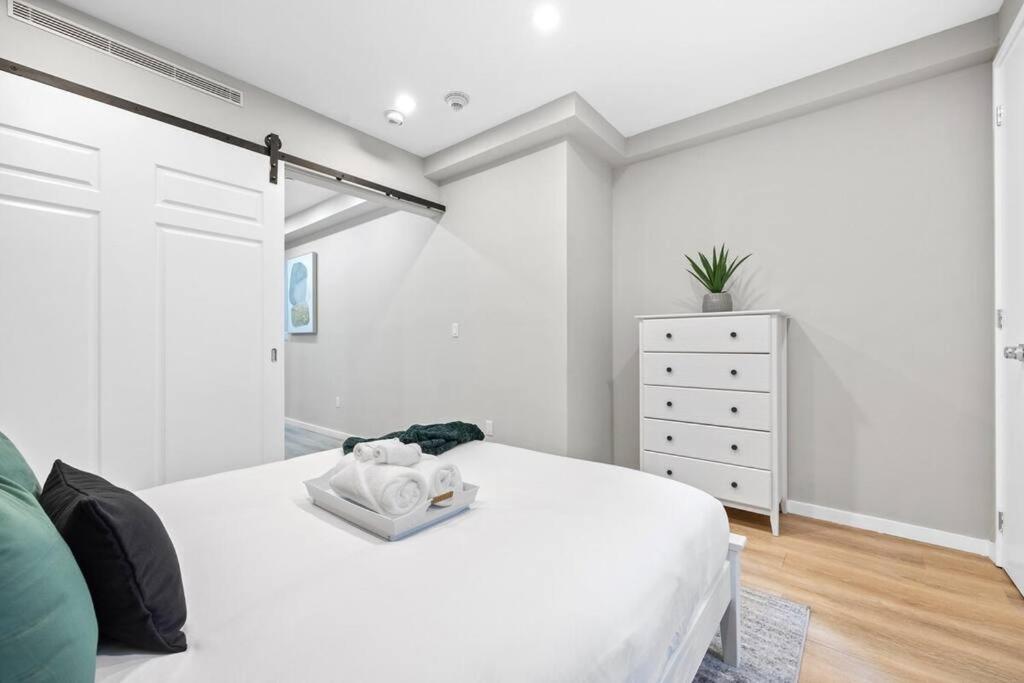 Swj Btm G, 1 And 2 - Save On 2day+ Stays_6br Triplex Apartment
