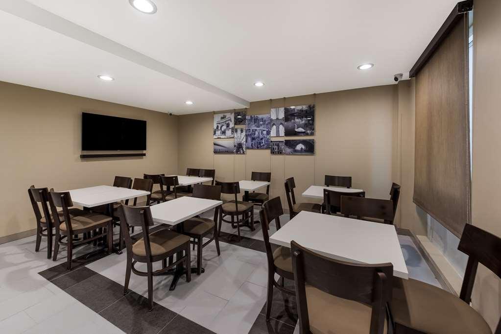 Hotel Sleep Brooklyn - Sheepshead Bay *