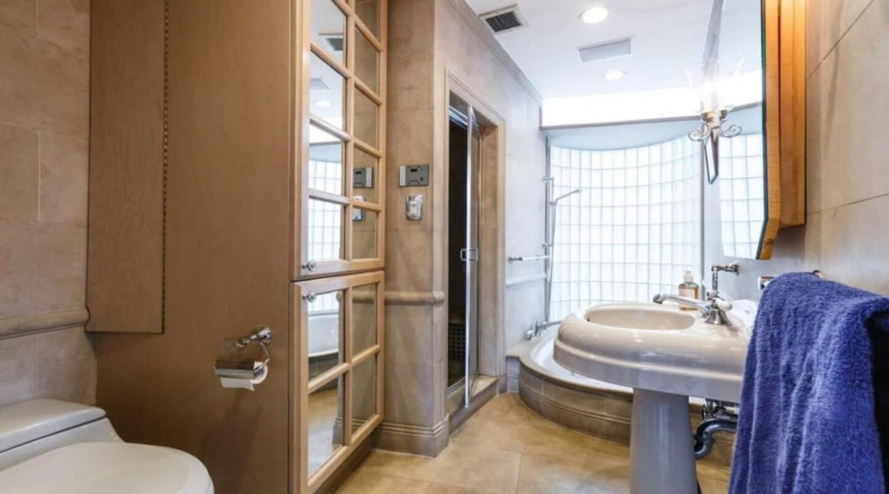 Apartment Sensational Penthouse Nyc - Manhattan - Hosted By Lauren Berger *