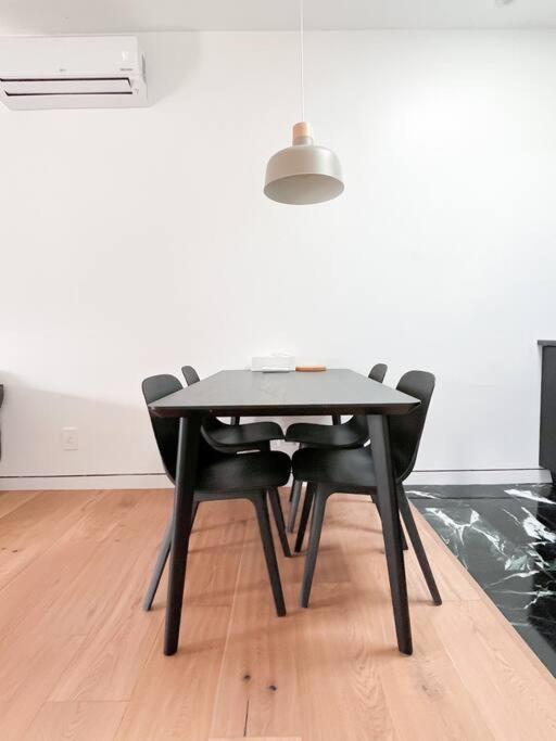 New Ample And Cozy One Bedroom In Brooklyn At Rem-casa New York