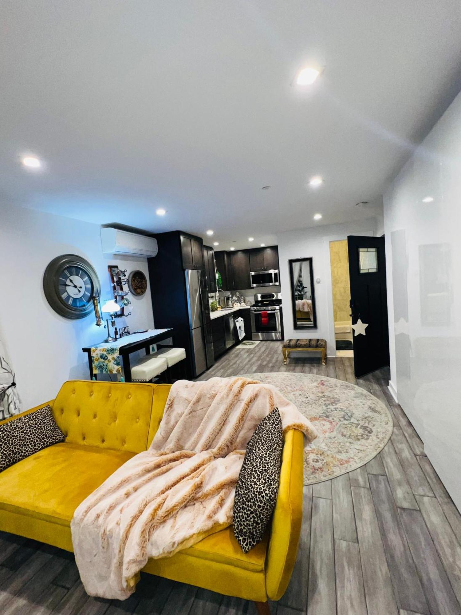 Apartment Eleni's Charming New York