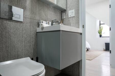 Apartment 3br 2baths With Private Outdoors New York