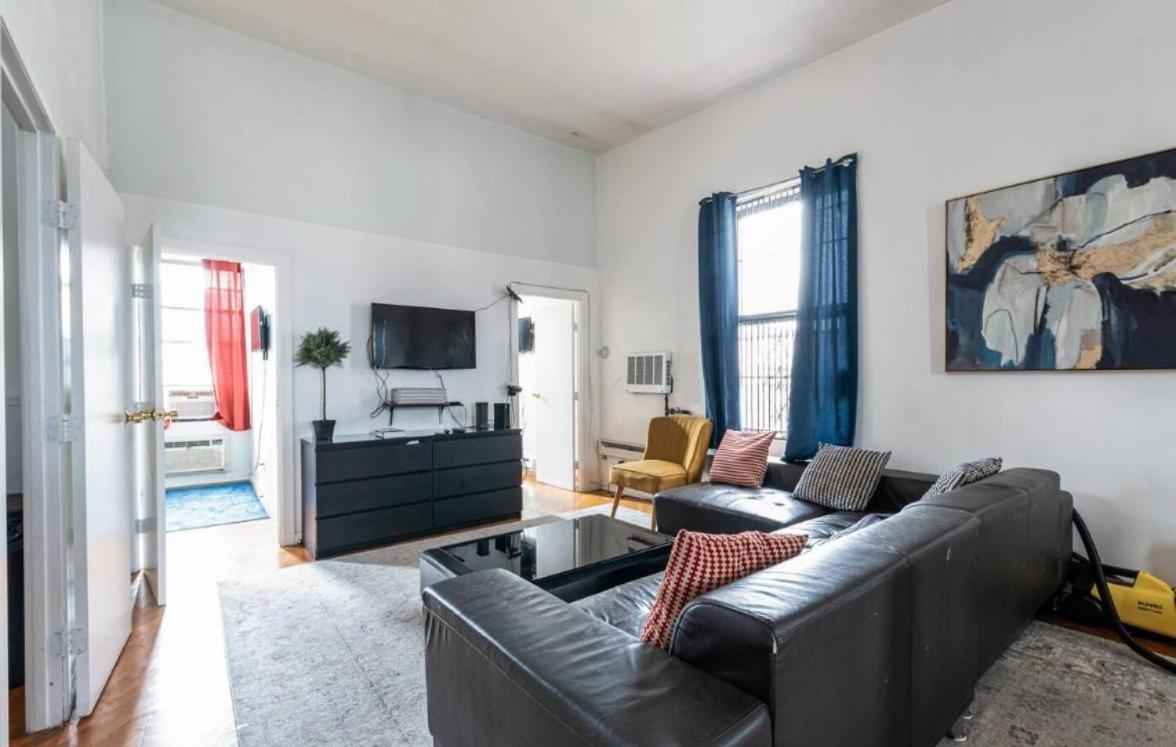 Apartment Majestic 3 Bedroom In Nyc! New York