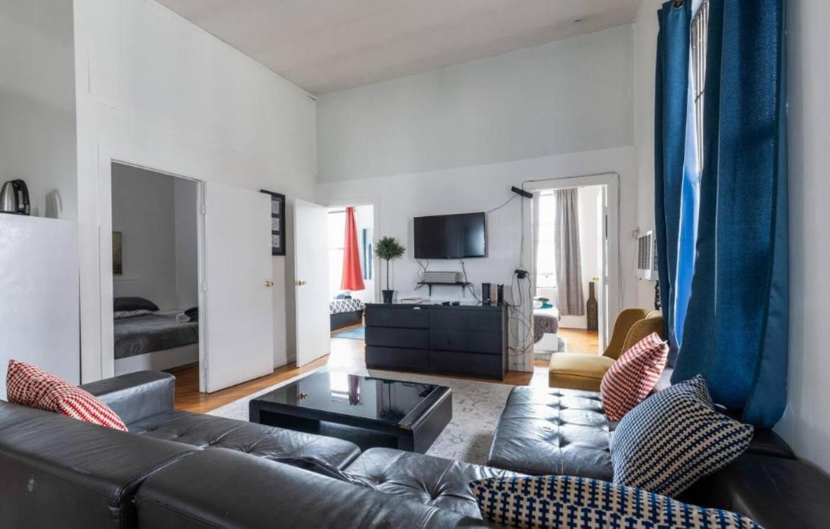 Apartment Majestic 3 Bedroom In Nyc! New York