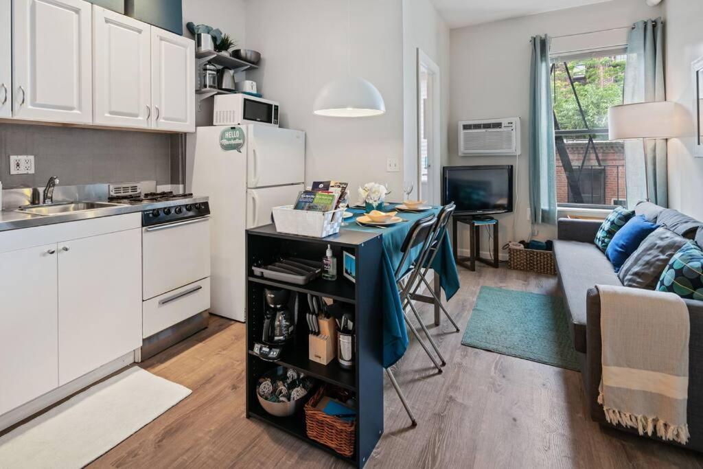 2br Great Location Short Walk To Times Square Apartment New York