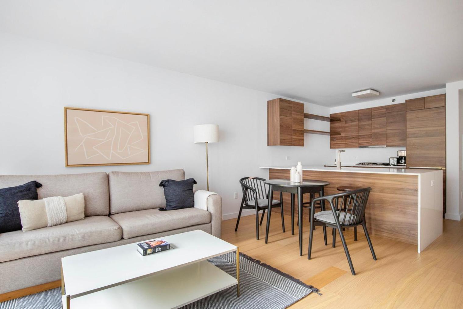 Apartment Les 1br W Gym Doorman Wd Nr Park Nyc-1314 New York