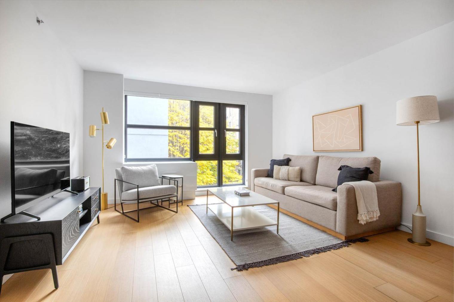 Les 1br W Gym Doorman Wd Nr Park Nyc-1314 Apartment