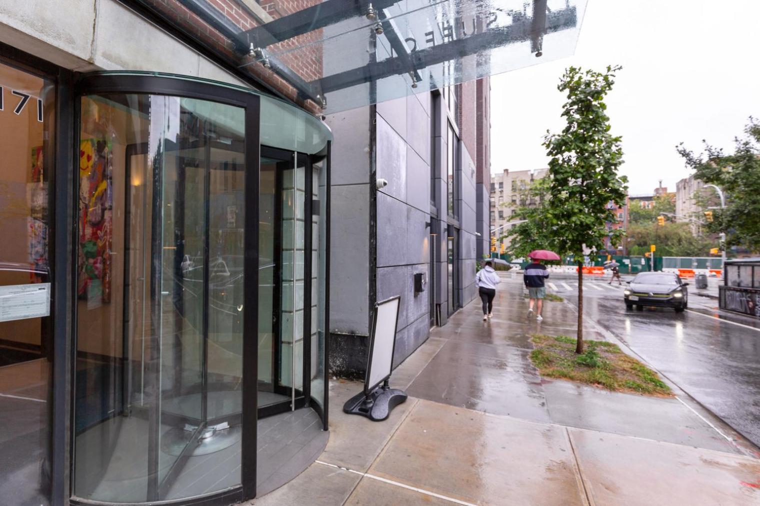 Apartment Les 1br W Gym Doorman Wd Nr Park Nyc-1314 New York
