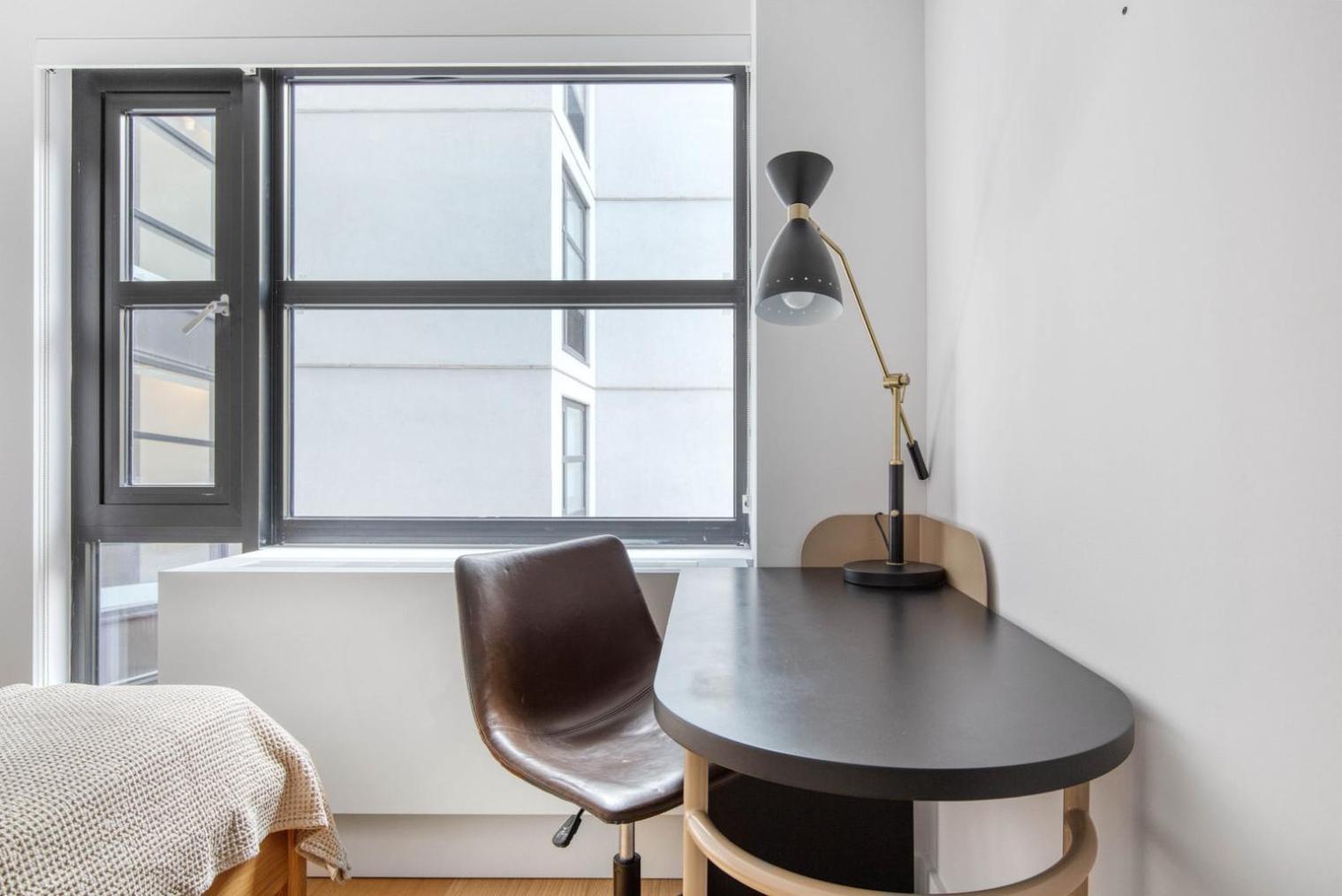 Apartment Les 1br W Gym Doorman Wd Nr Park Nyc-1314