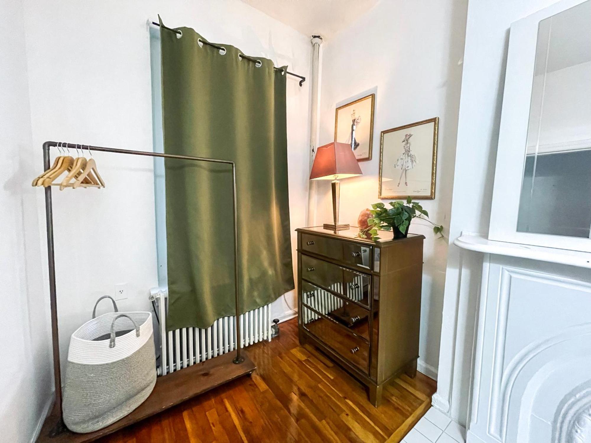 Gorgeous Extra Spacious Duplex Penthouse