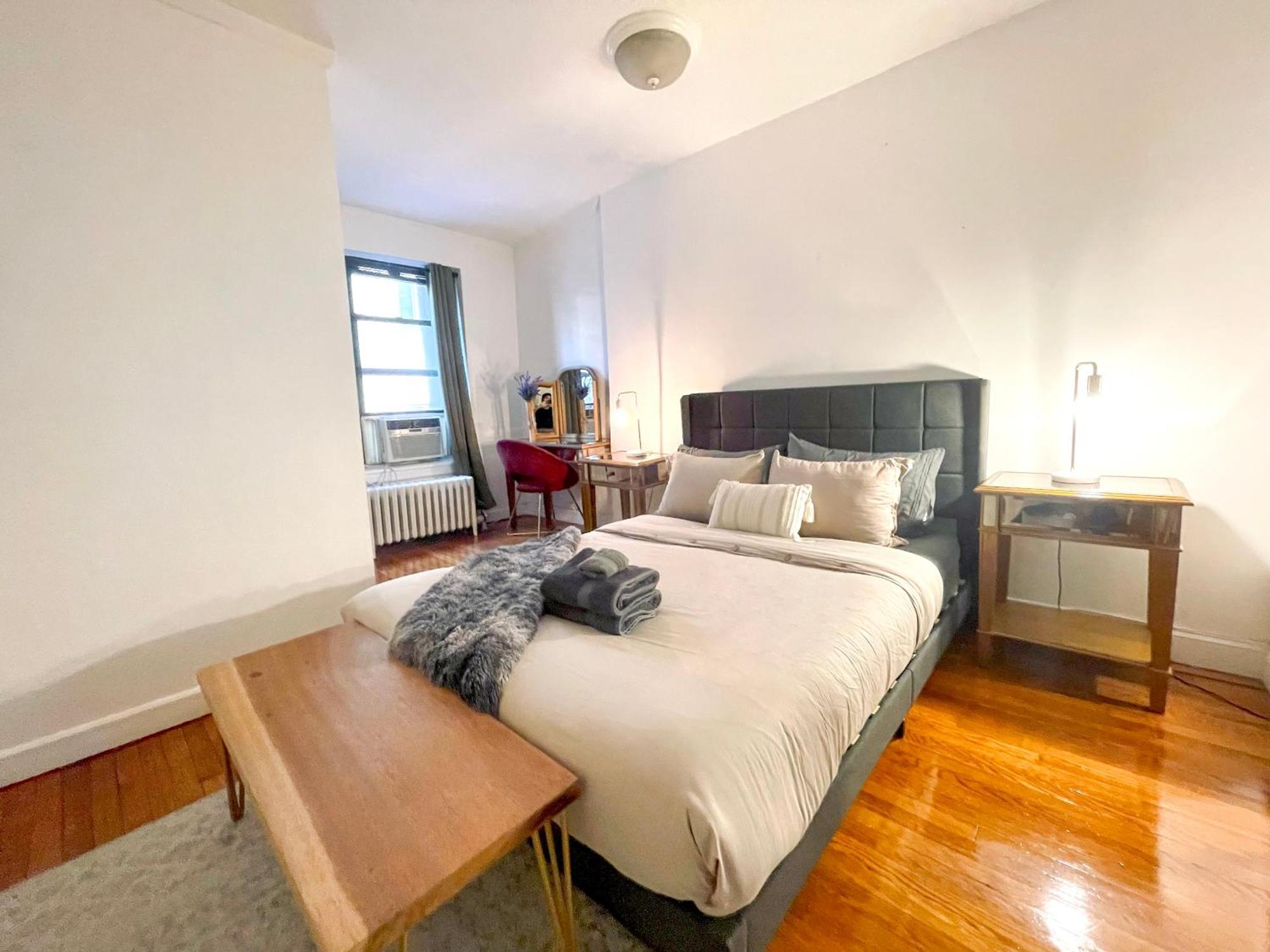 Gorgeous Extra Spacious Duplex Penthouse * New York
