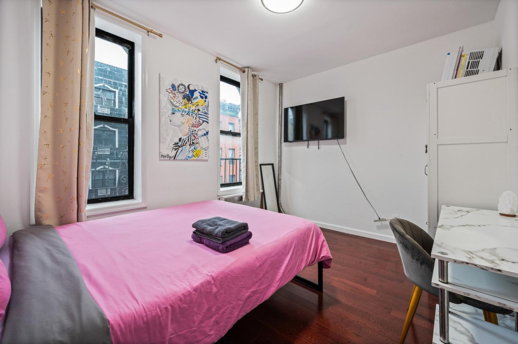 Pinky Pinky 2 Bedroom 3* New York