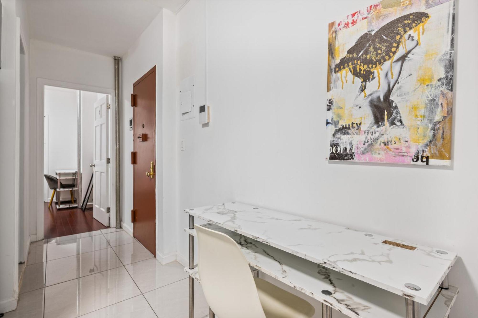 Hotel Pinky Pinky 2 Bedroom