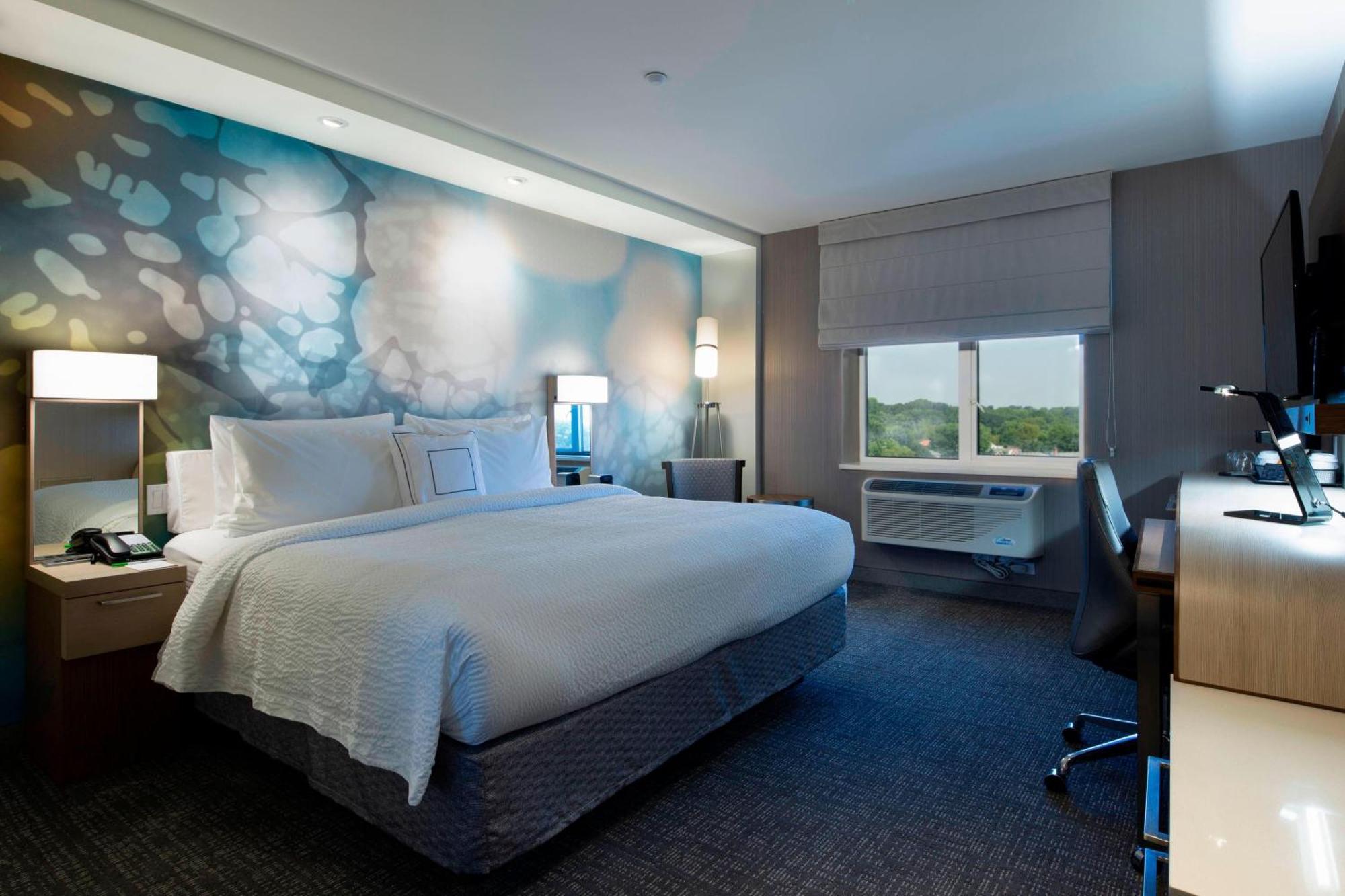 Courtyard By Marriott Queens/fresh Meadows 3*