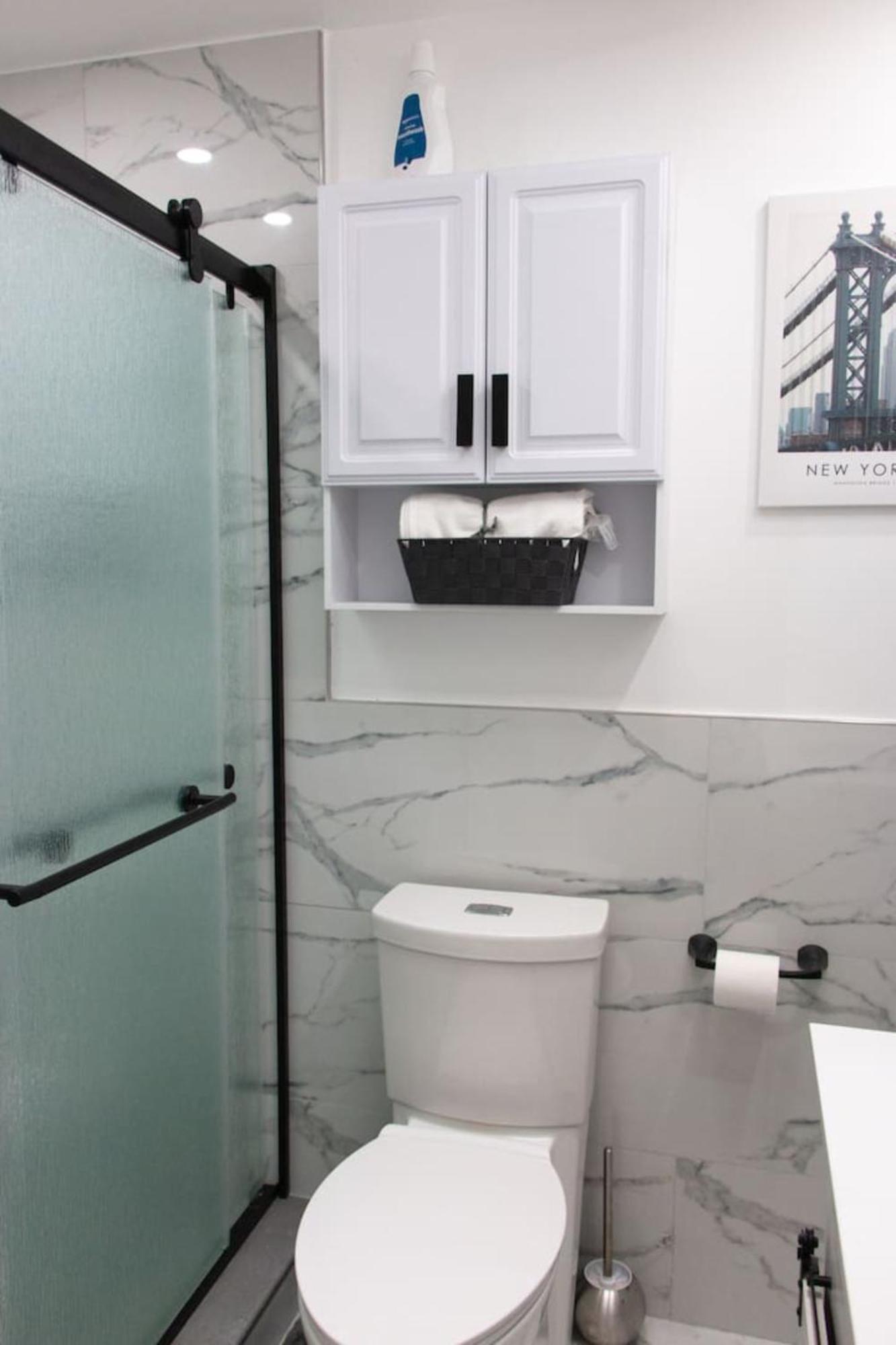 Apartment Edmones Cozy 1bed New York