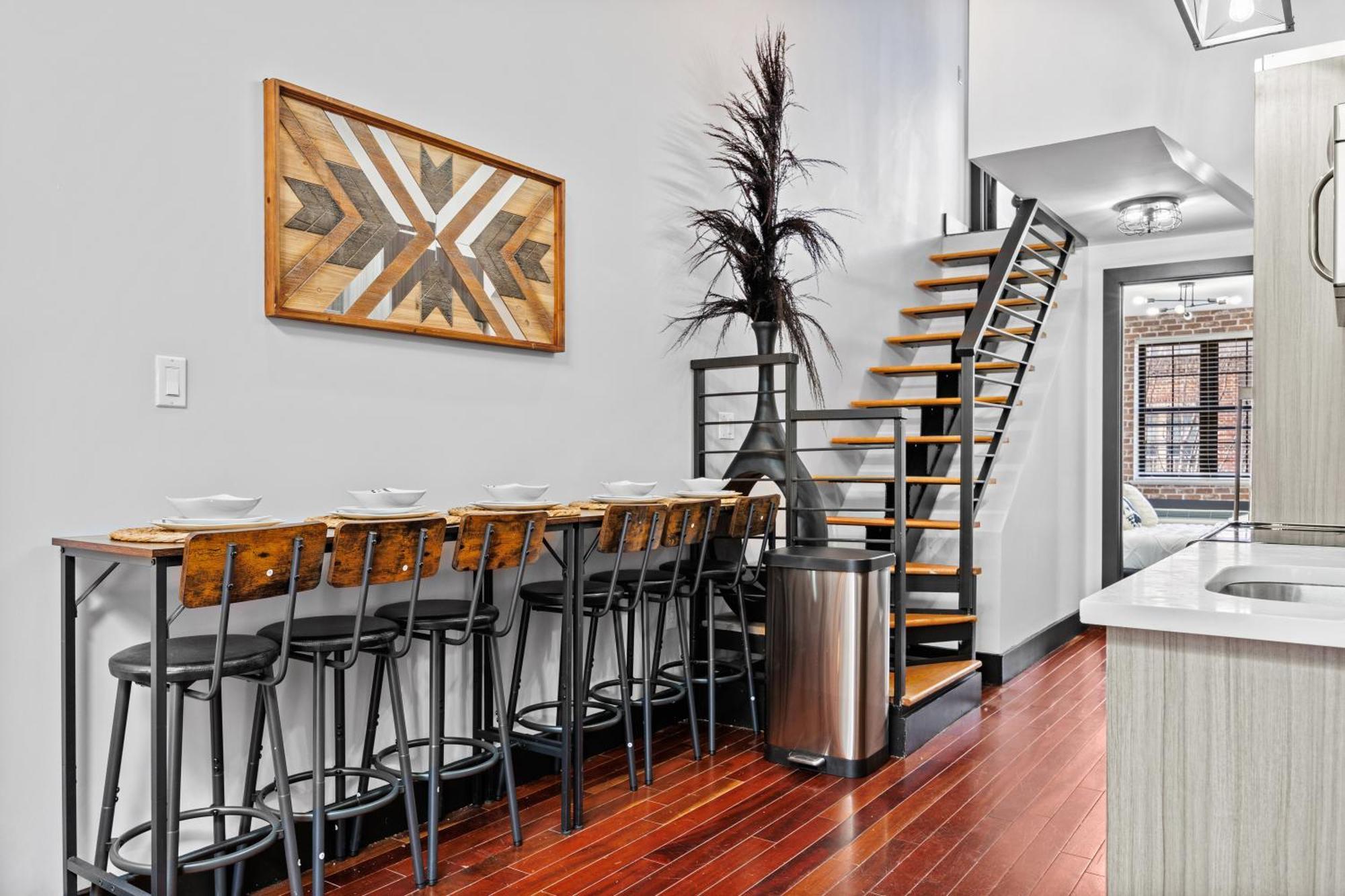 Rustic Chic 4br For Groups - Bushwick's Finest New York