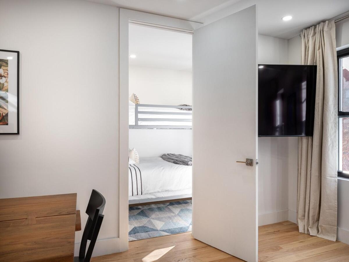 Three-bedroom Next To Bedford Ave L Subway * New York