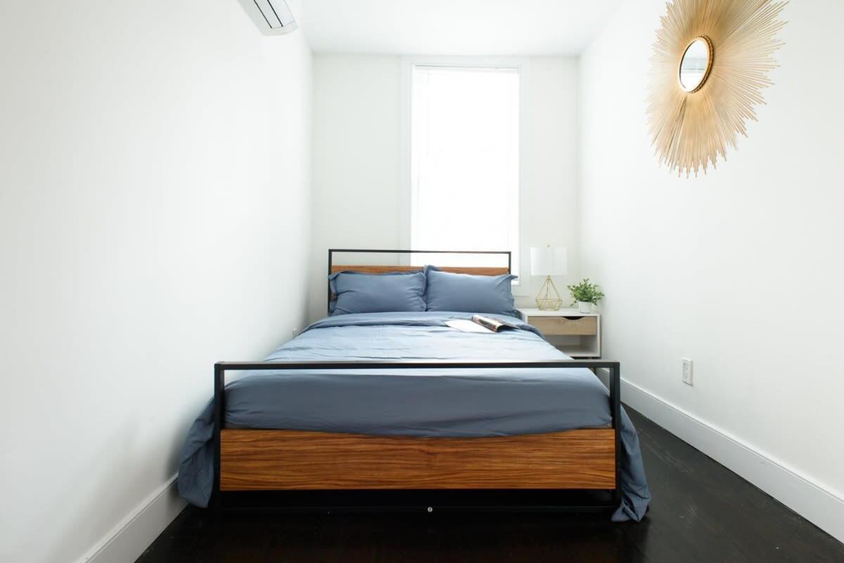 Apartment 39-1 Renovated 3br *