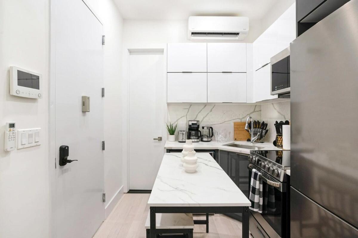 Apartment 317-1b Modern 1br Ues W&d